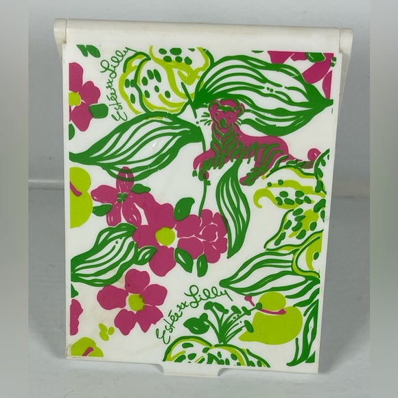 Lilly‎ Pulitzer / Estée Lauder collaboration compact /makeup mirror-purse size - Picture 1 of 11